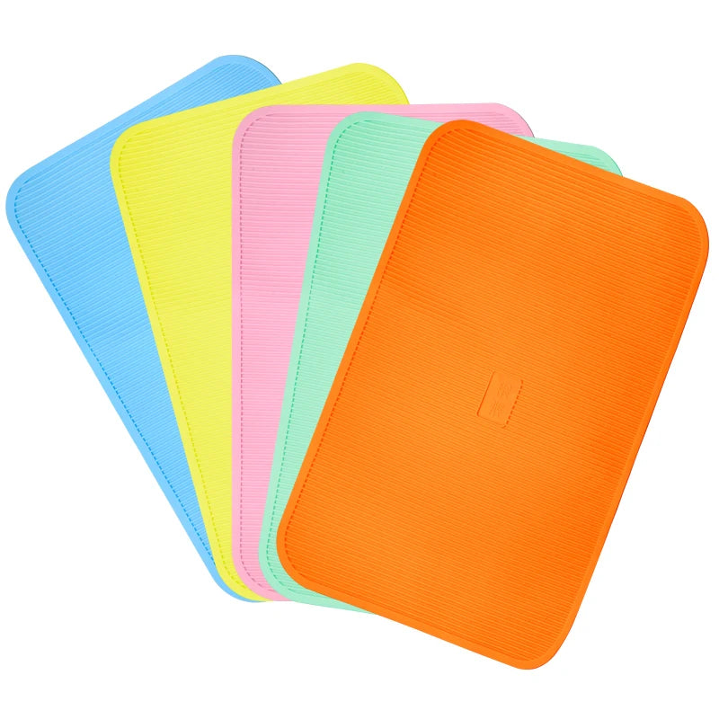 Non-Slip Rubber for pet Grooming and Bathing Mat - Durable Training Table for Dogs & Cats, Anti slip pad for beauty table