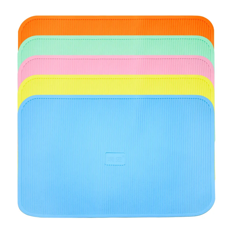 Non-Slip Rubber for pet Grooming and Bathing Mat - Durable Training Table for Dogs & Cats, Anti slip pad for beauty table